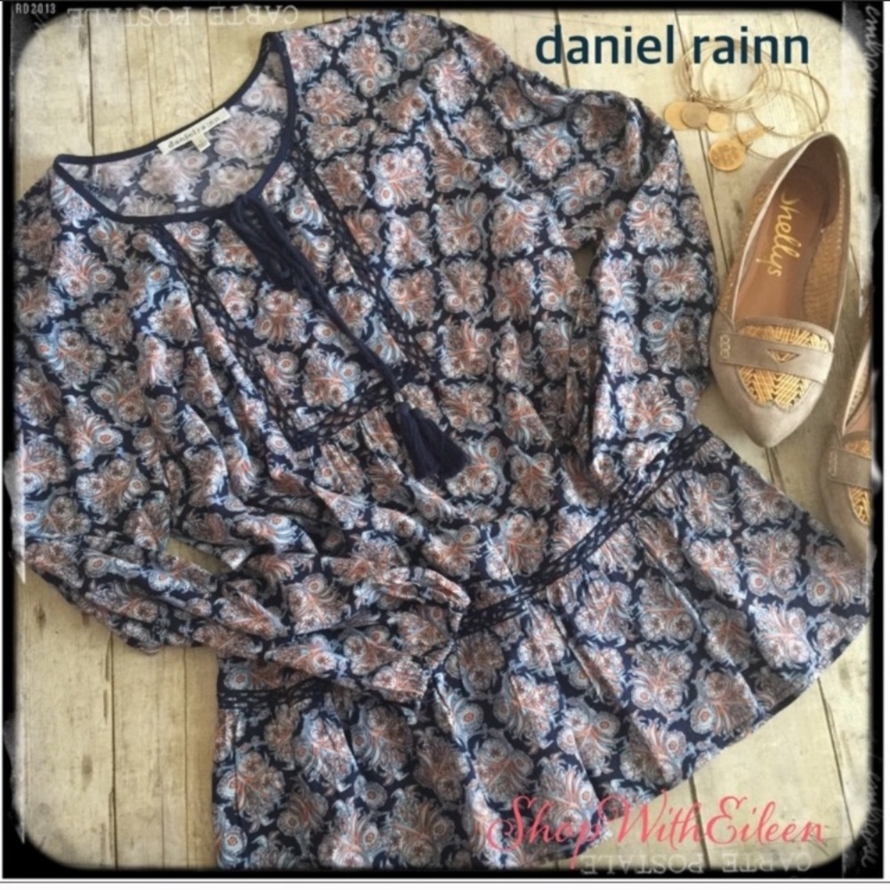 Daniel Rainn Boho Chic Floral Printed Peasant Long Sleeve Top